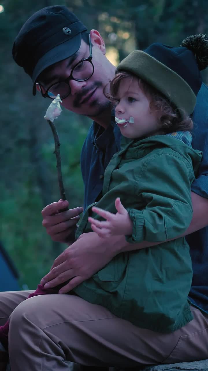 Stock Video Father And His Little Daughter Eating Marshmallows In Nature Live Wallpaper For PC