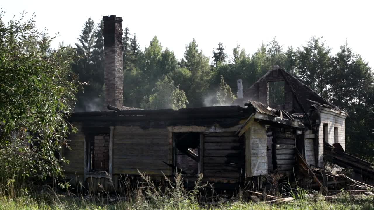Stock Video Farmhouse Reduced To Ashes Live Wallpaper For PC