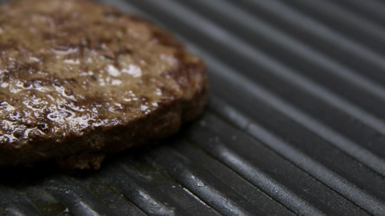Stock Video Hamburger Ready For Serving Live Wallpaper For PC