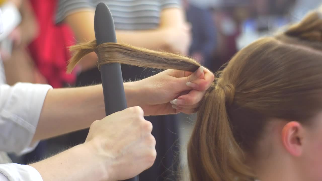 Stock Video Hairstylist Ironing Womans Hair Live Wallpaper For PC