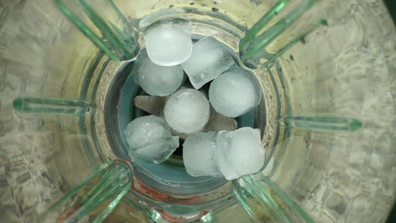 Stock Video Grinding Ice In The Blender Live Wallpaper For PC