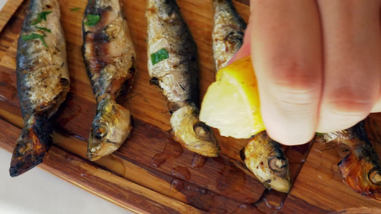 Stock Video Grilled Fish And Lemon Live Wallpaper For PC