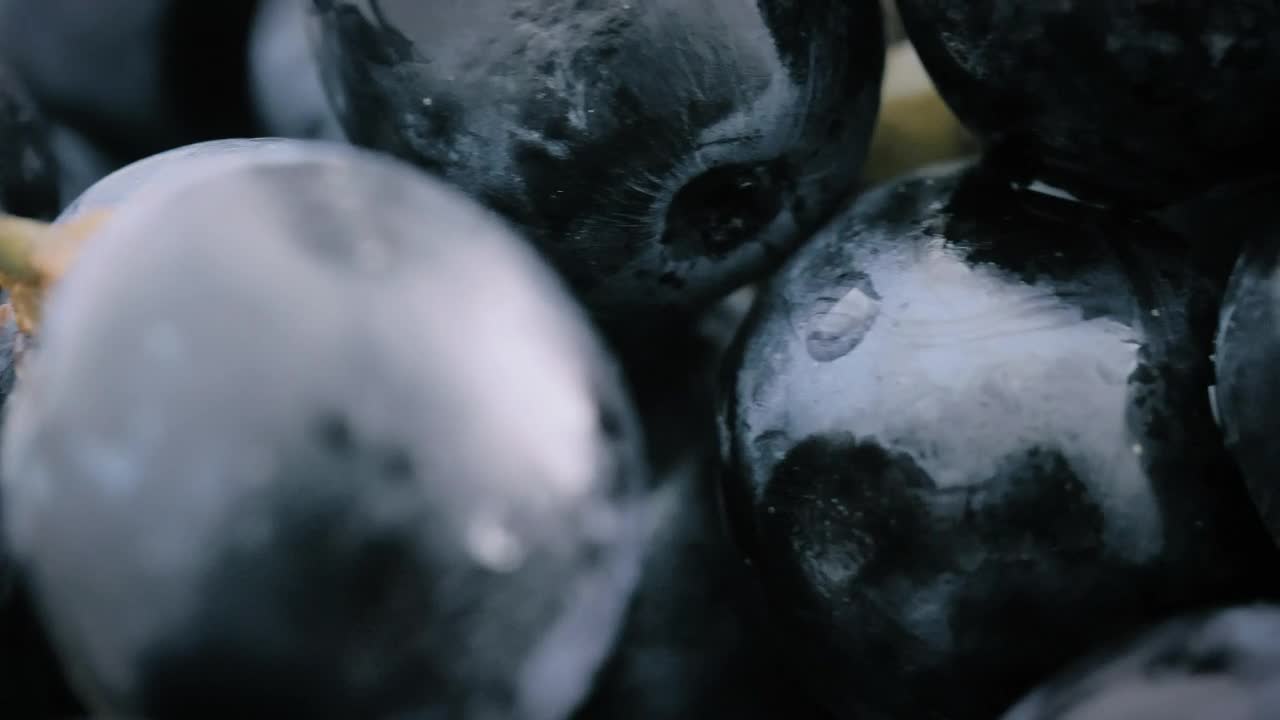 Stock Video Grapes In Their Bunch Live Wallpaper For PC