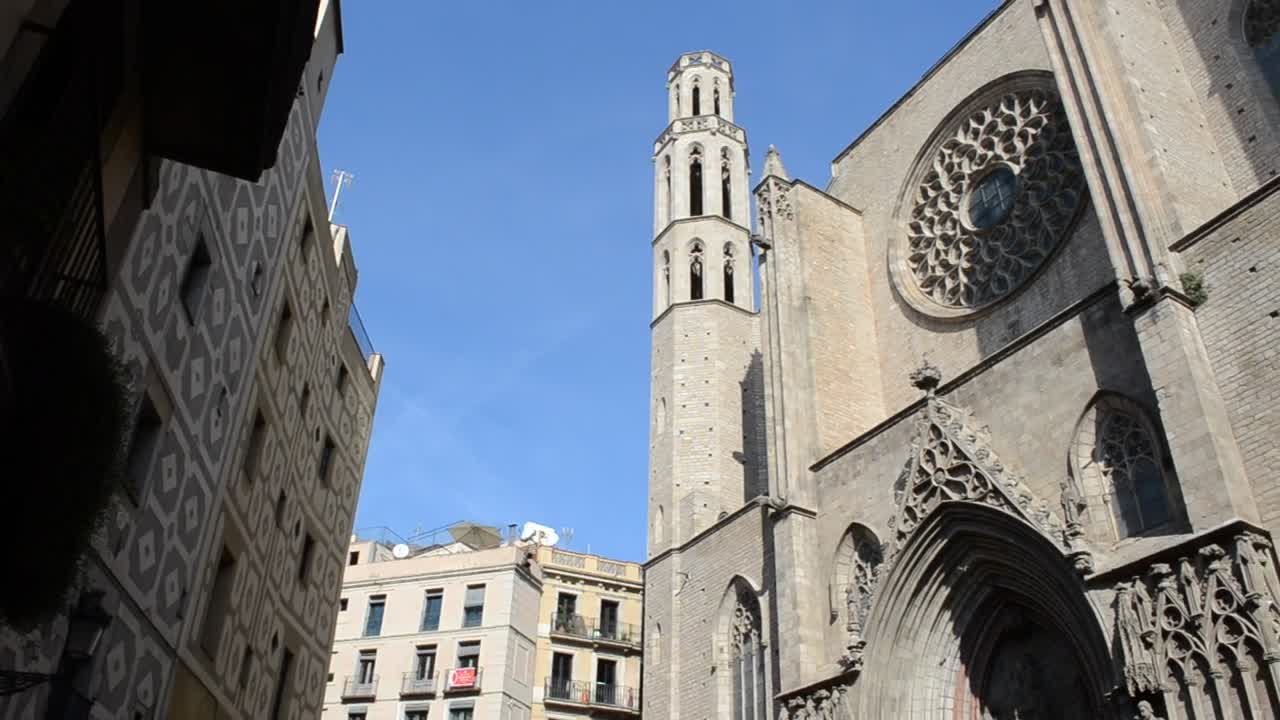 Stock Video Gothic Style Building Live Wallpaper For PC