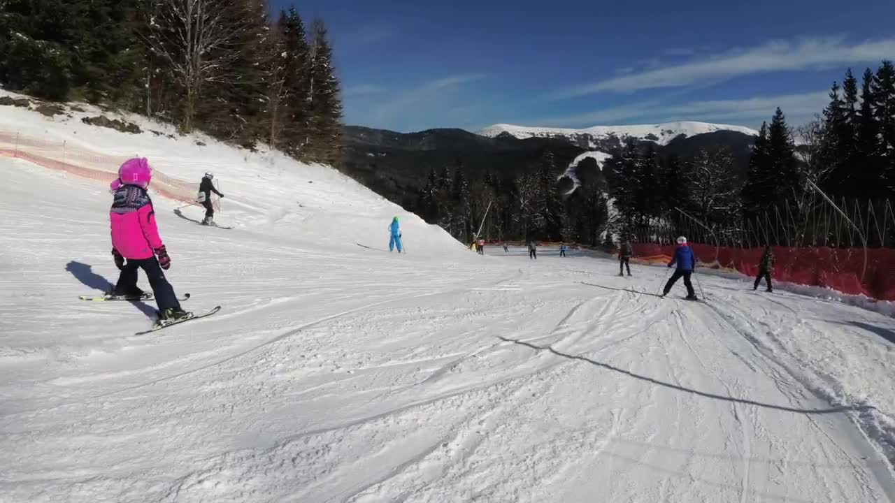 Stock Video Going Down A Ski Crowded Mountain Track Live Wallpaper For PC