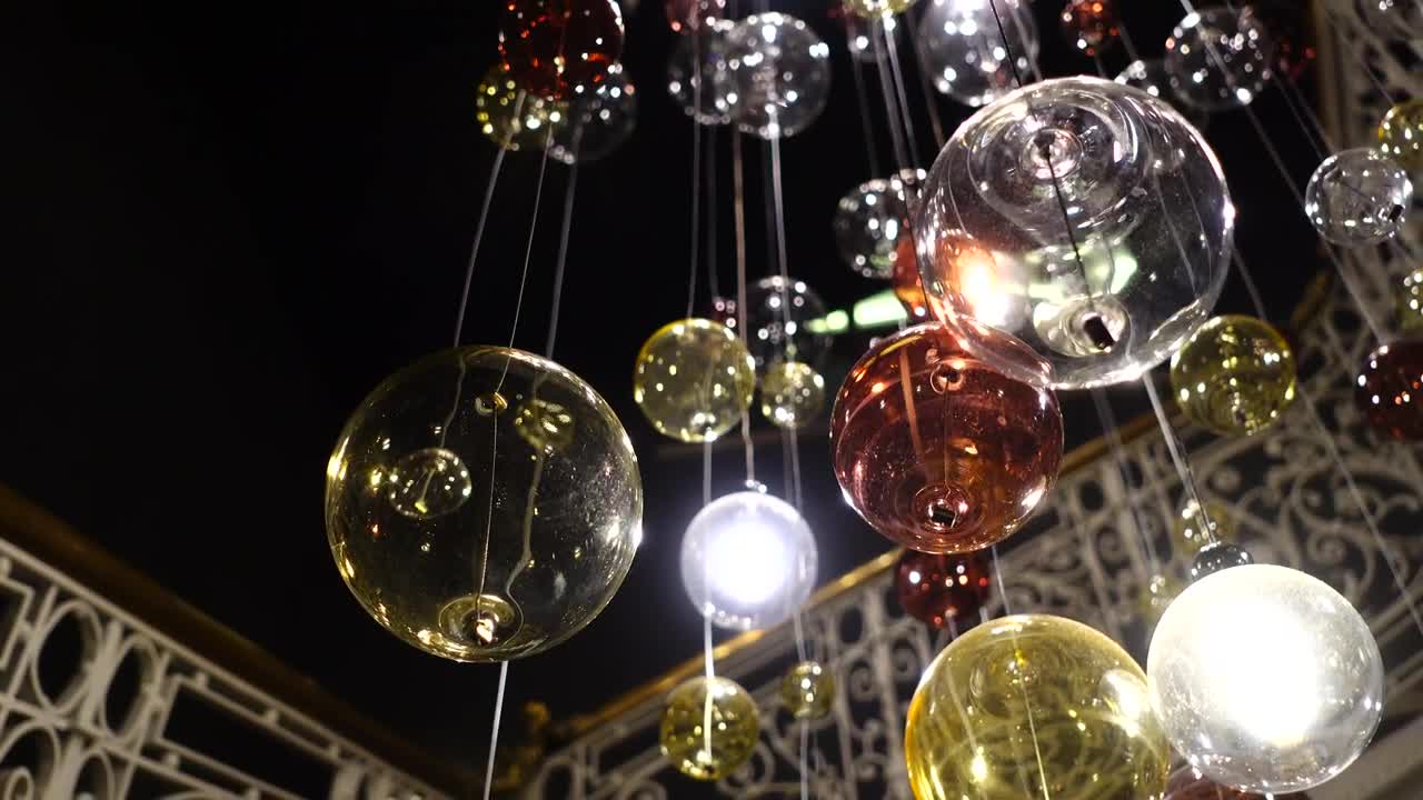 Stock Video Glass Chandeliers Live Wallpaper For PC