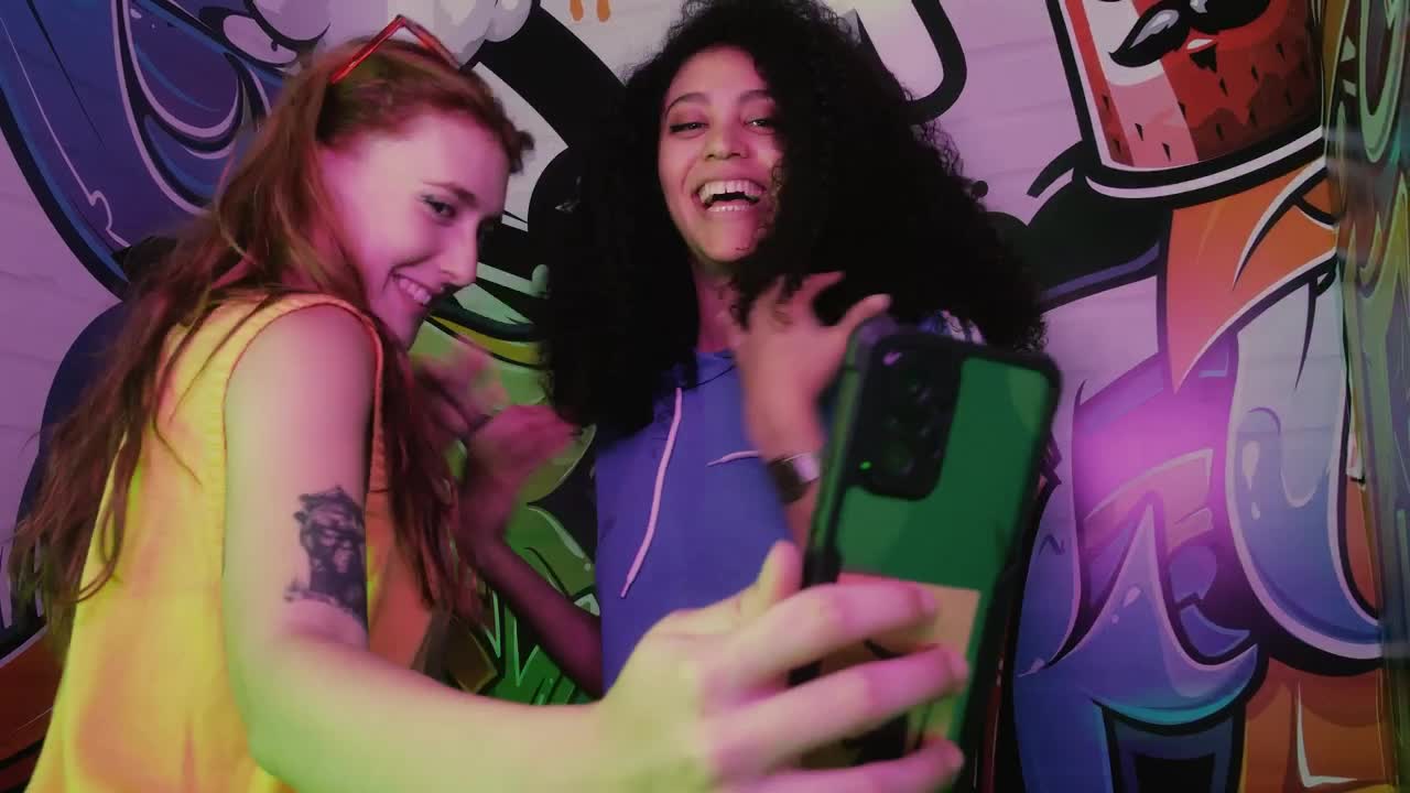 Stock Video Girls Playing And Taking Selfies Live Wallpaper For PC