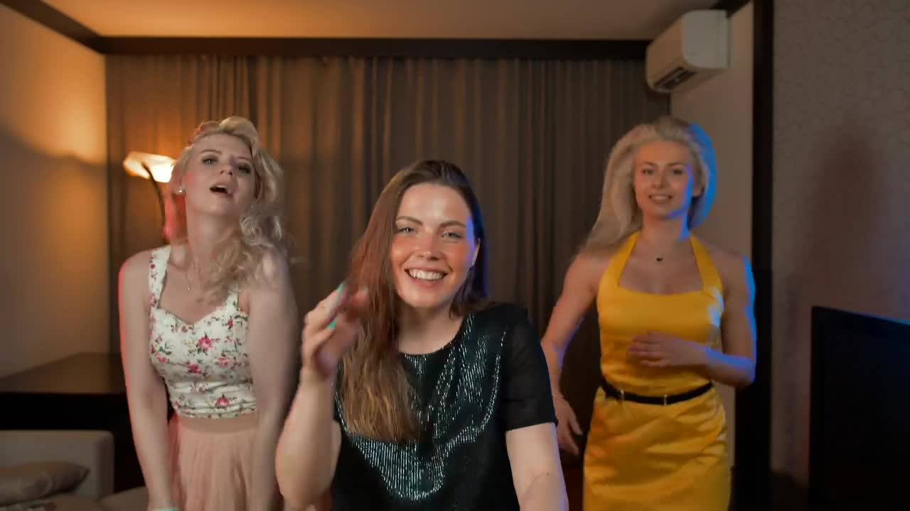 Stock Video Girls Dancing Happily In A Room Live Wallpaper For PC