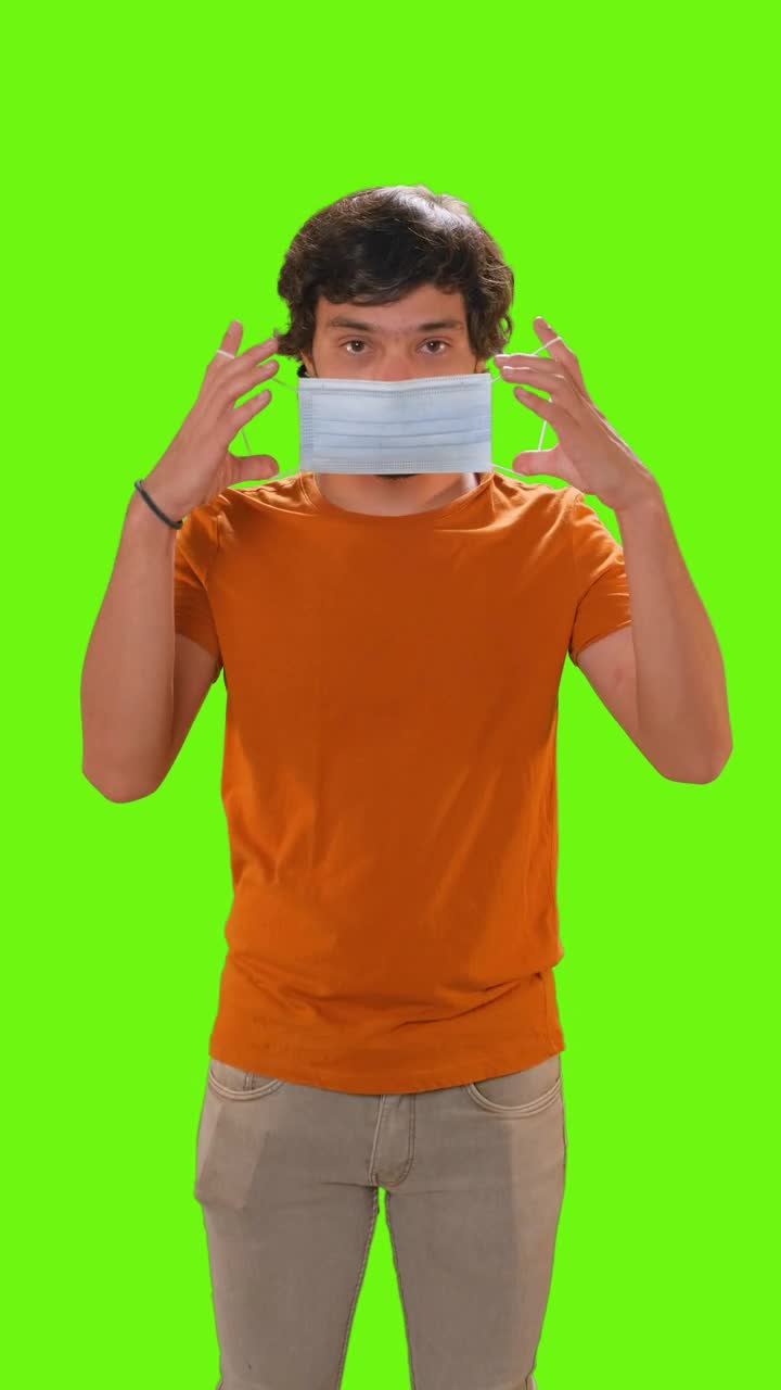 Stock Video Girl Sends A Selfie By Chat On A Green Background Live Wallpaper For PC