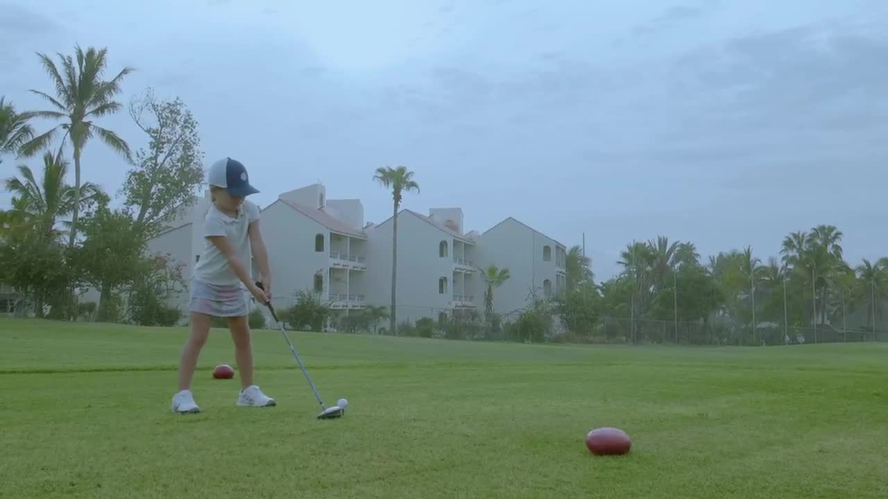 Stock Video Girl Practising Golf Live Wallpaper For PC