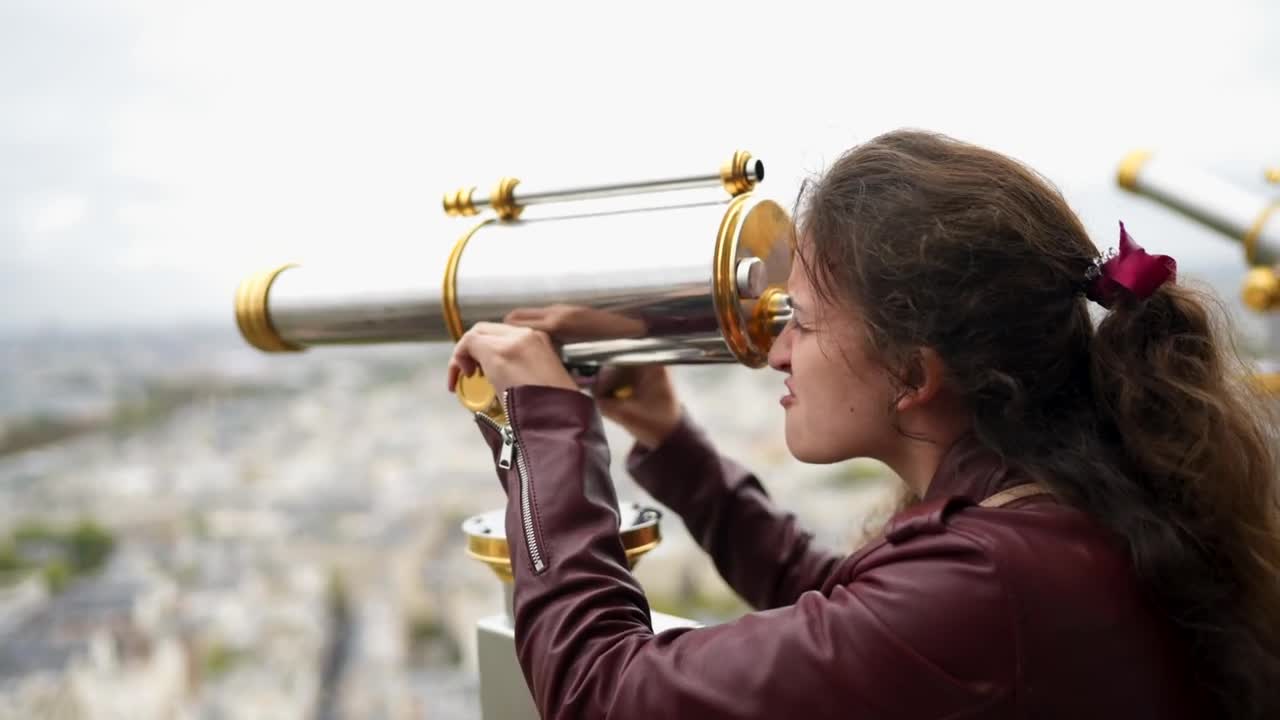 Stock Video Girl Observing Paris From The Top Of The Eiffel Tower Live Wallpaper For PC
