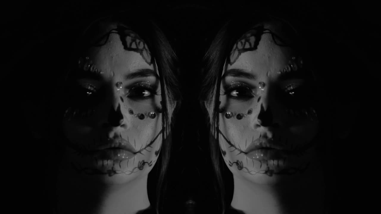 Stock Video Girl Made Up As A Catrina From Día De Muertos Live Wallpaper For PC