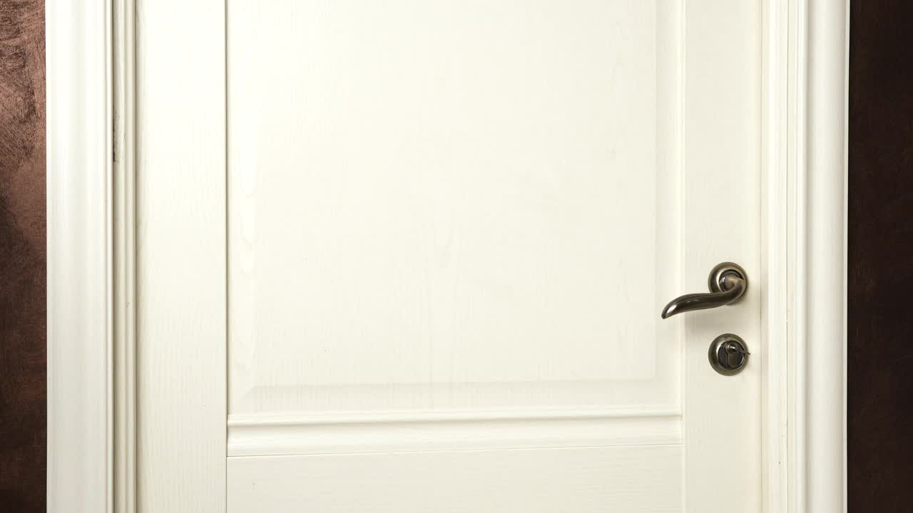 Stock Video Girl Looking Through A Door Live Wallpaper For PC