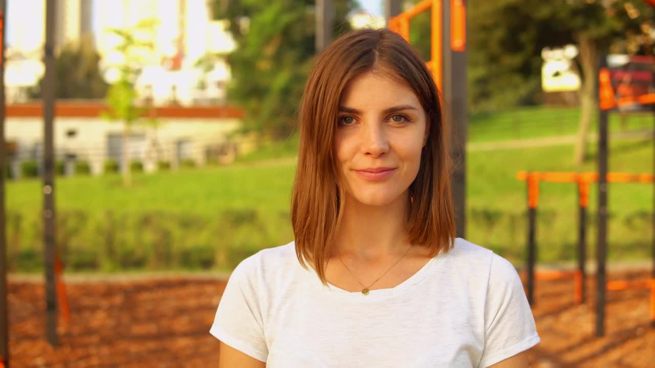 Stock Video Girl In A Park Smiling Friendly Live Wallpaper For PC