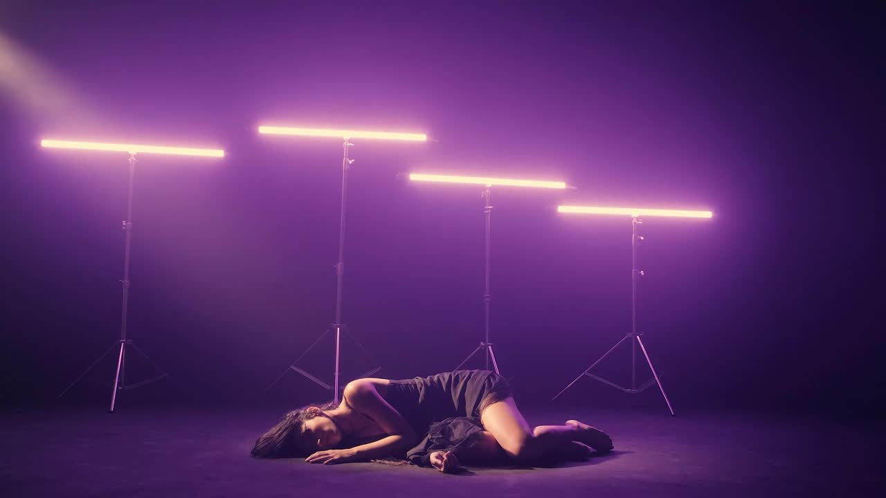 Stock Video Girl Dancing On The Floor Illuminated By Neon Lights Live Wallpaper For PC