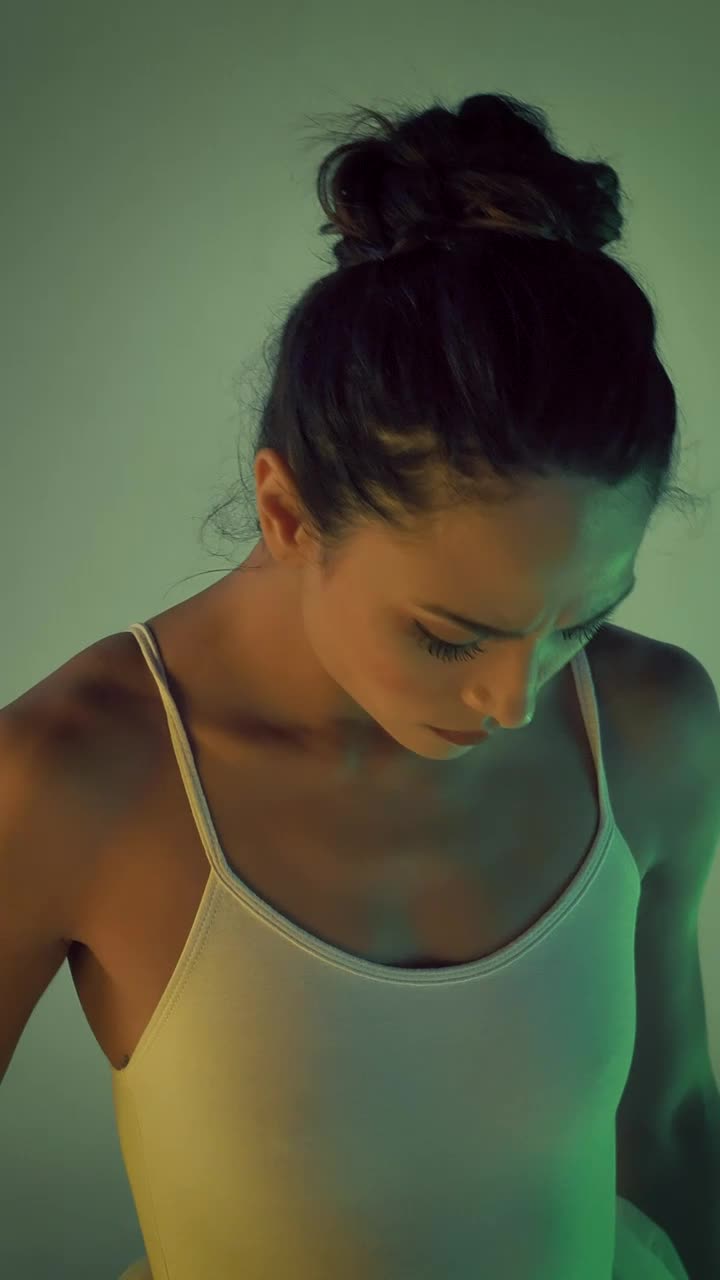 Stock Video Girl Dancing Contemporary Dance Steps Live Wallpaper For PC