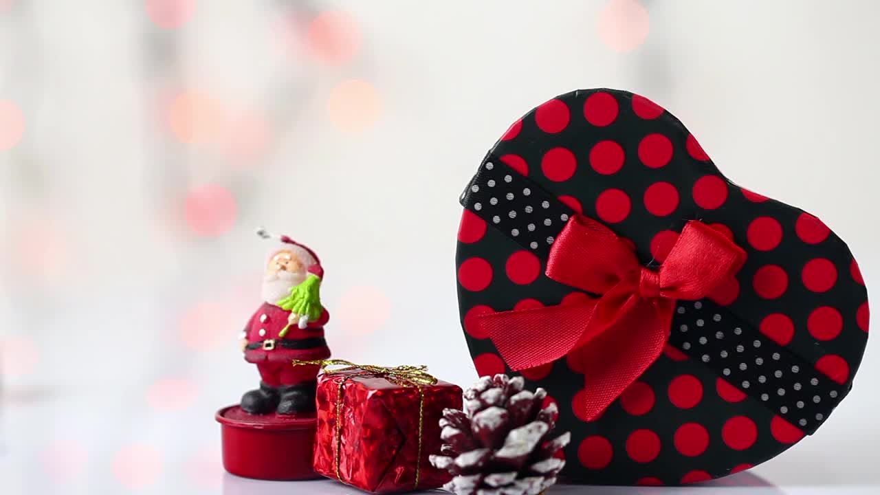 Stock Video Gifts And A Santa Figure Live Wallpaper For PC