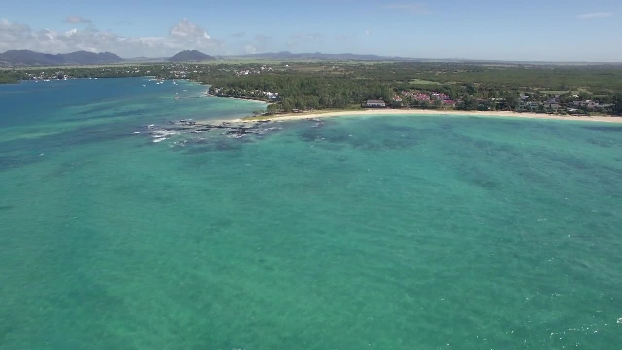 Stock Video Gentle Waves On The Coast Of Mauritius Live Wallpaper For PC