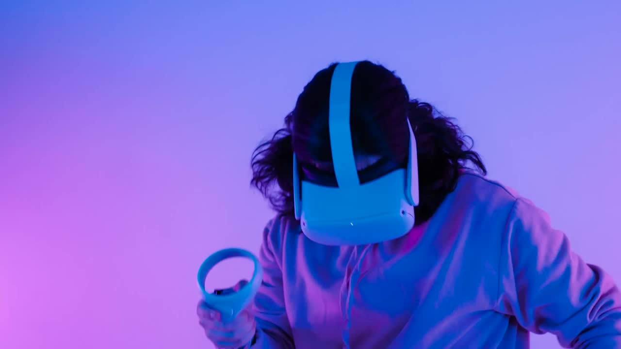 Stock Video Gamer Playing A Vr Shooting Game Live Wallpaper For PC