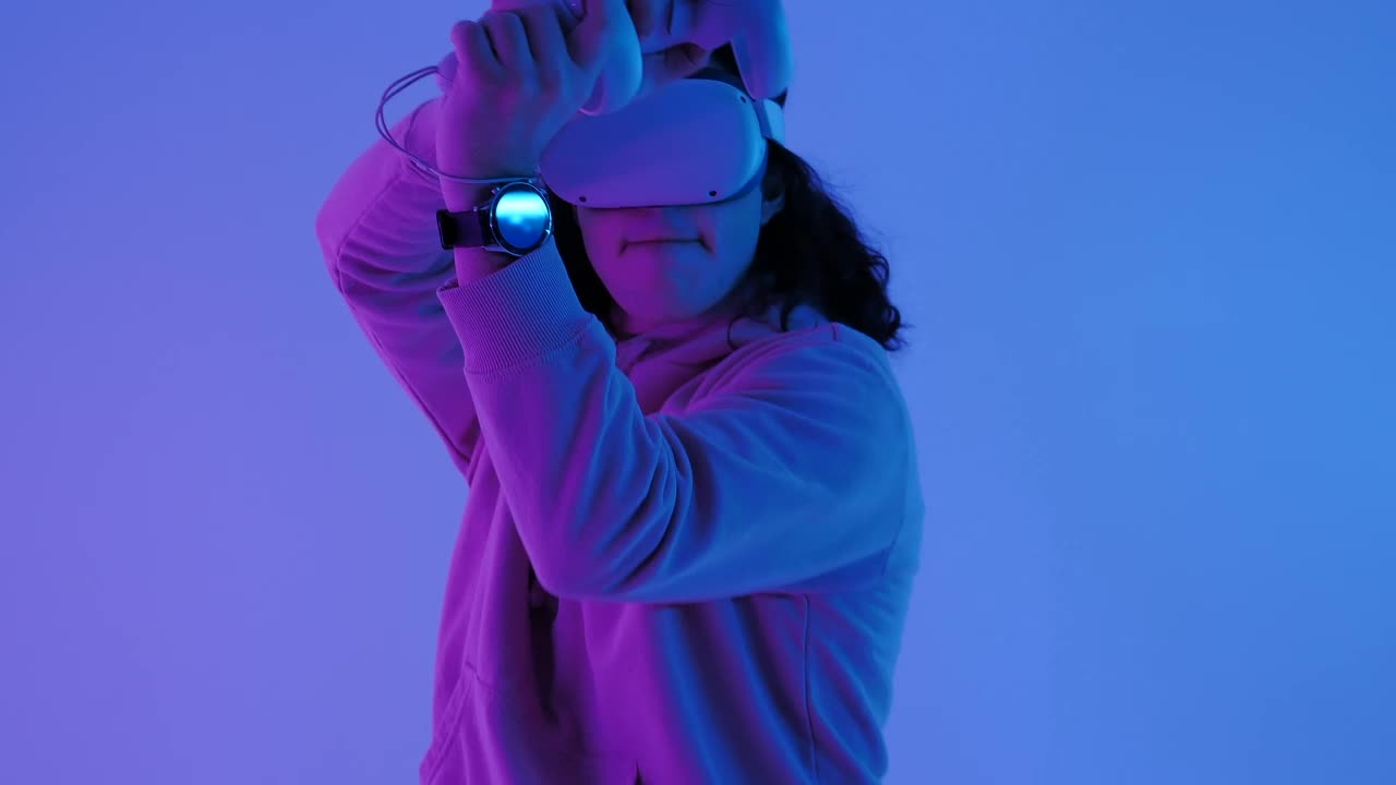 Stock Video Gamer Playing A Fighting Game With Vr Glasses Live Wallpaper For PC