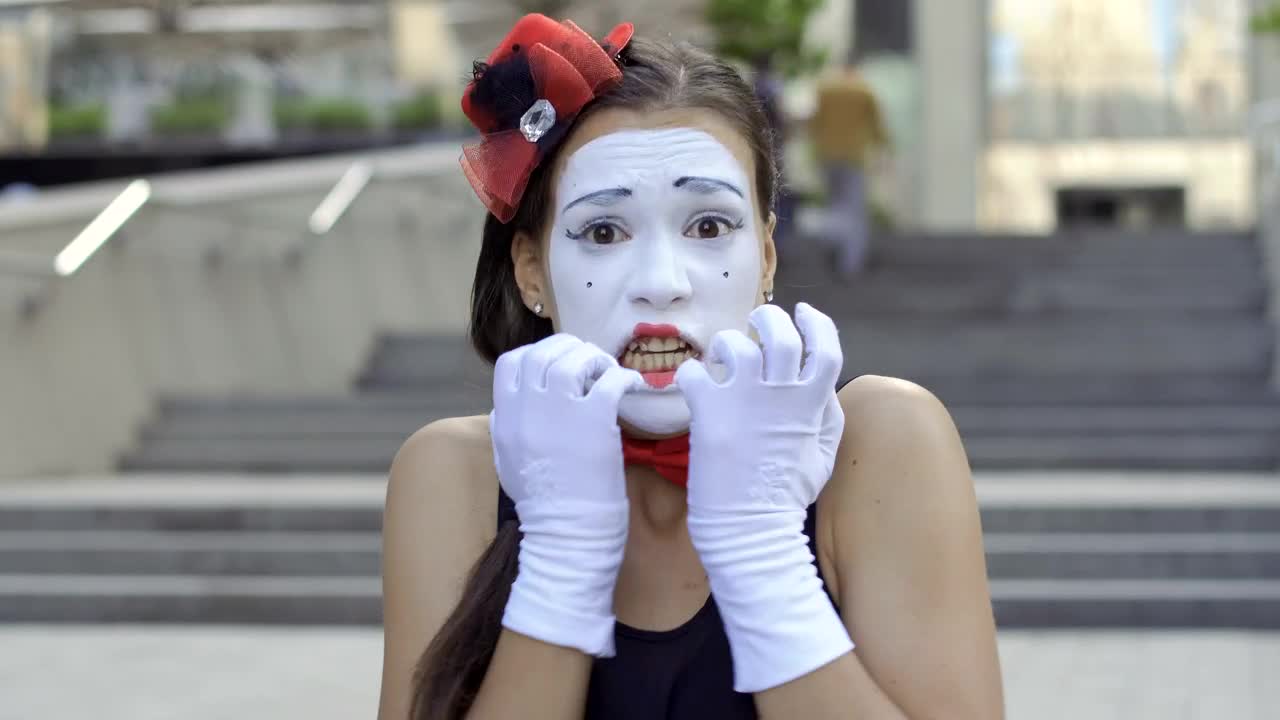 Stock Video Funny Mime Acting Scared On The Street Live Wallpaper For PC