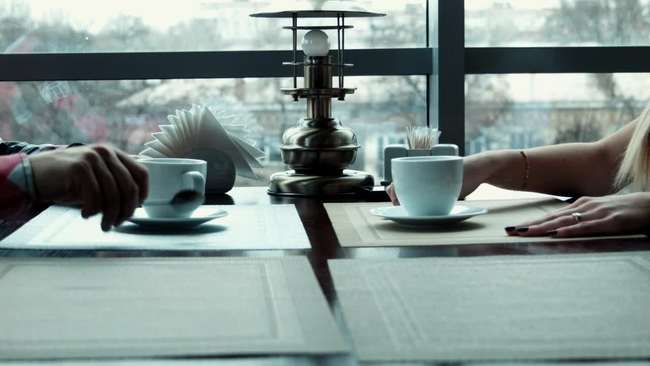 Stock Video Friends Stirring The Coffee Live Wallpaper For PC