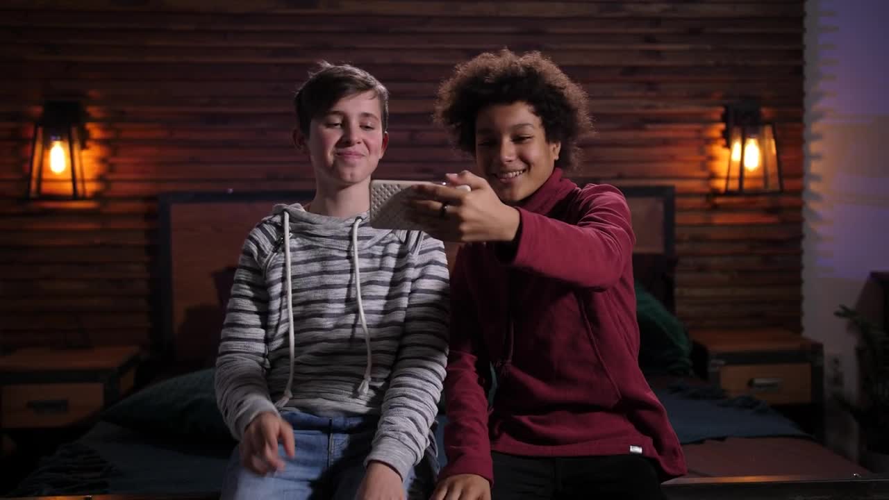 Stock Video Friends Shooting A Video On Their Phone Live Wallpaper For PC