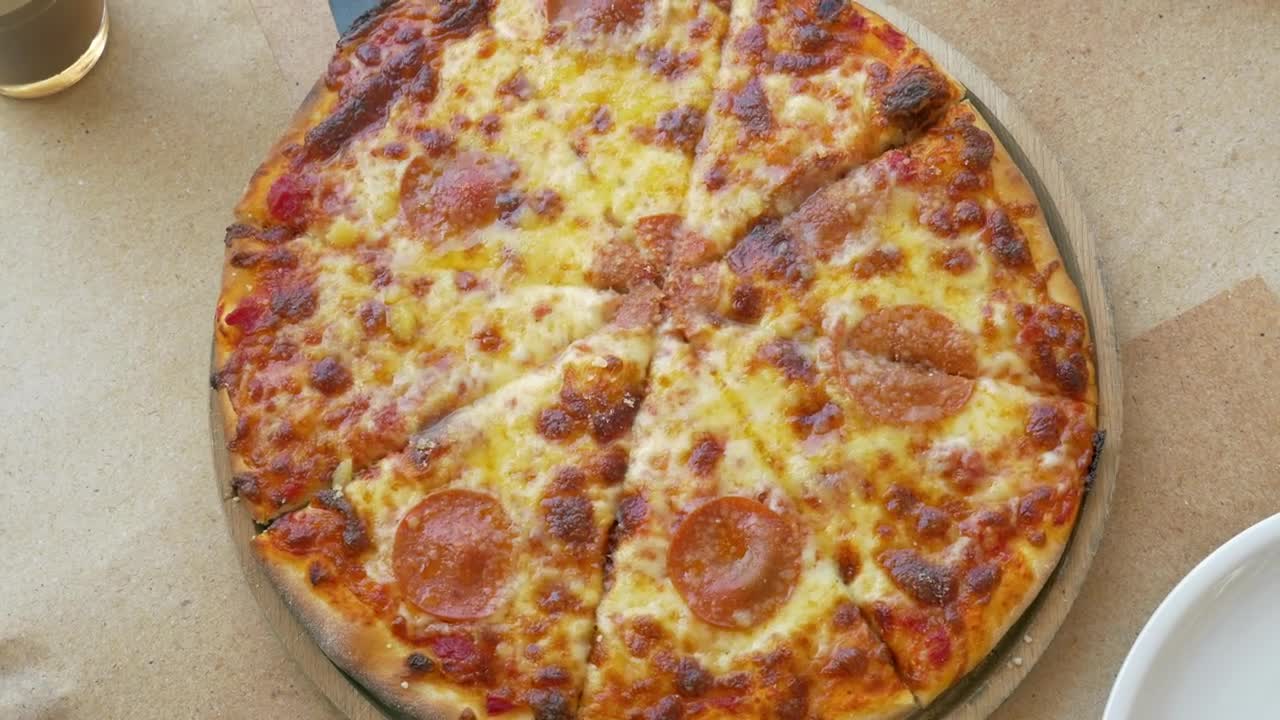 Stock Video Friends Sharing A Fresh Pizza Live Wallpaper For PC