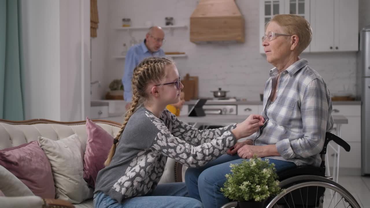 Stock Video Kids Spending Time At Their Grandparents House Animated Wallpaper