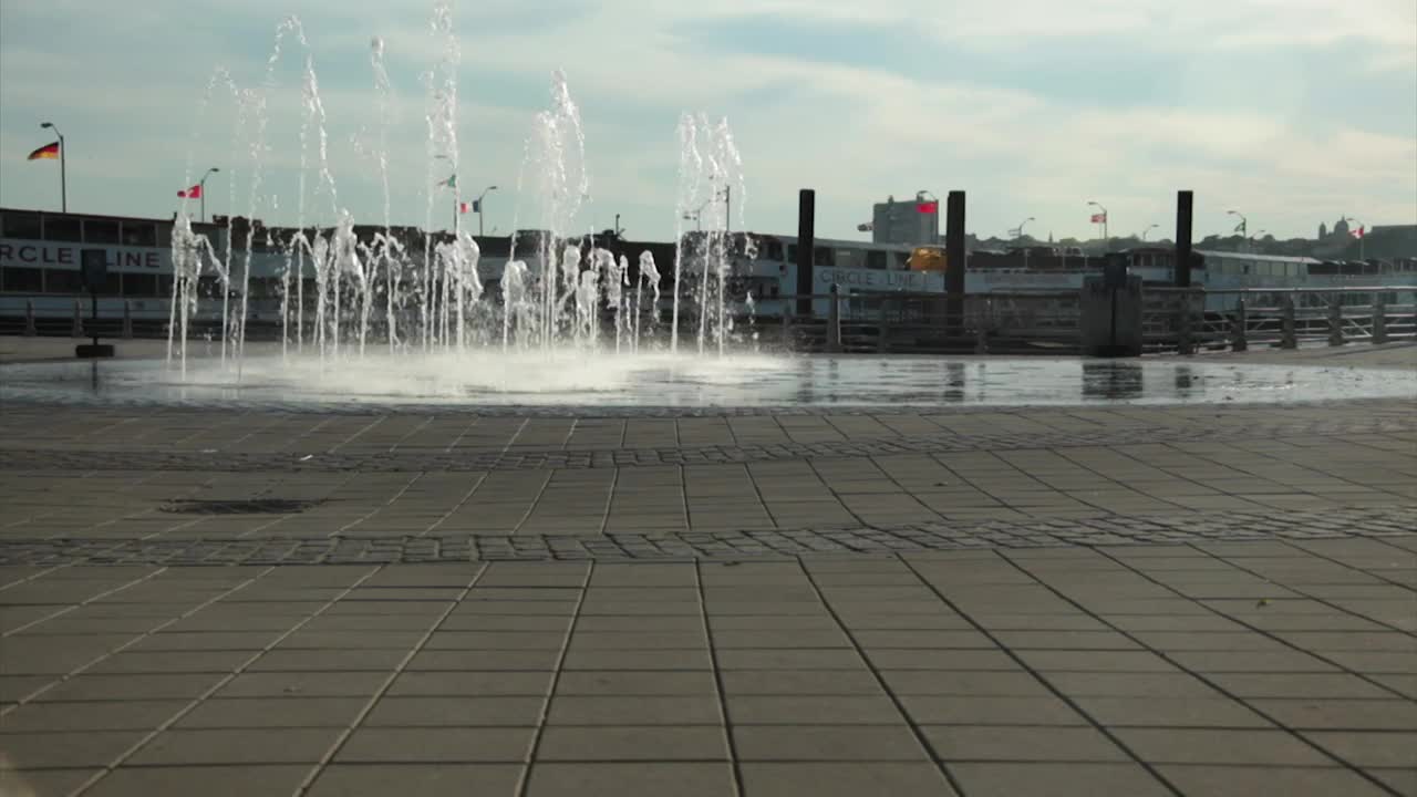 Stock Video Jets Of Water From A Fountain Animated Wallpaper