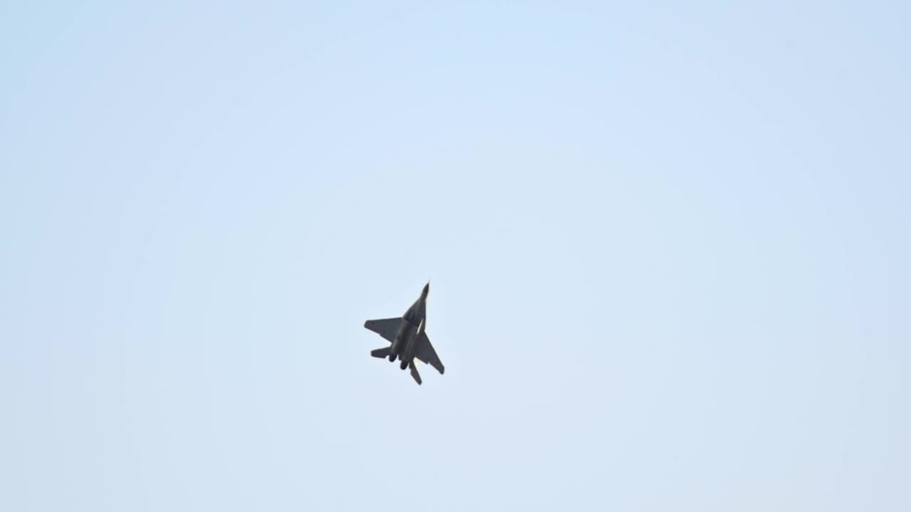 Stock Video Jet Flying And Pirouetting Through The Skies Animated Wallpaper