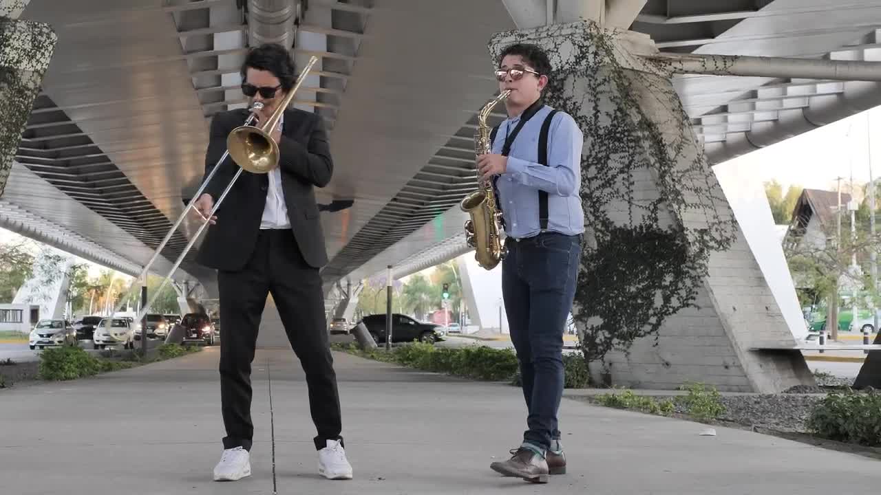 Stock Video Jazz Musicians Playing Alongside Traffic Animated Wallpaper