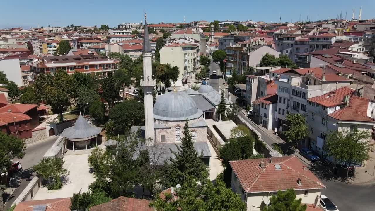 Stock Video Islamic Mosque In The Middle Of A Town Animated Wallpaper