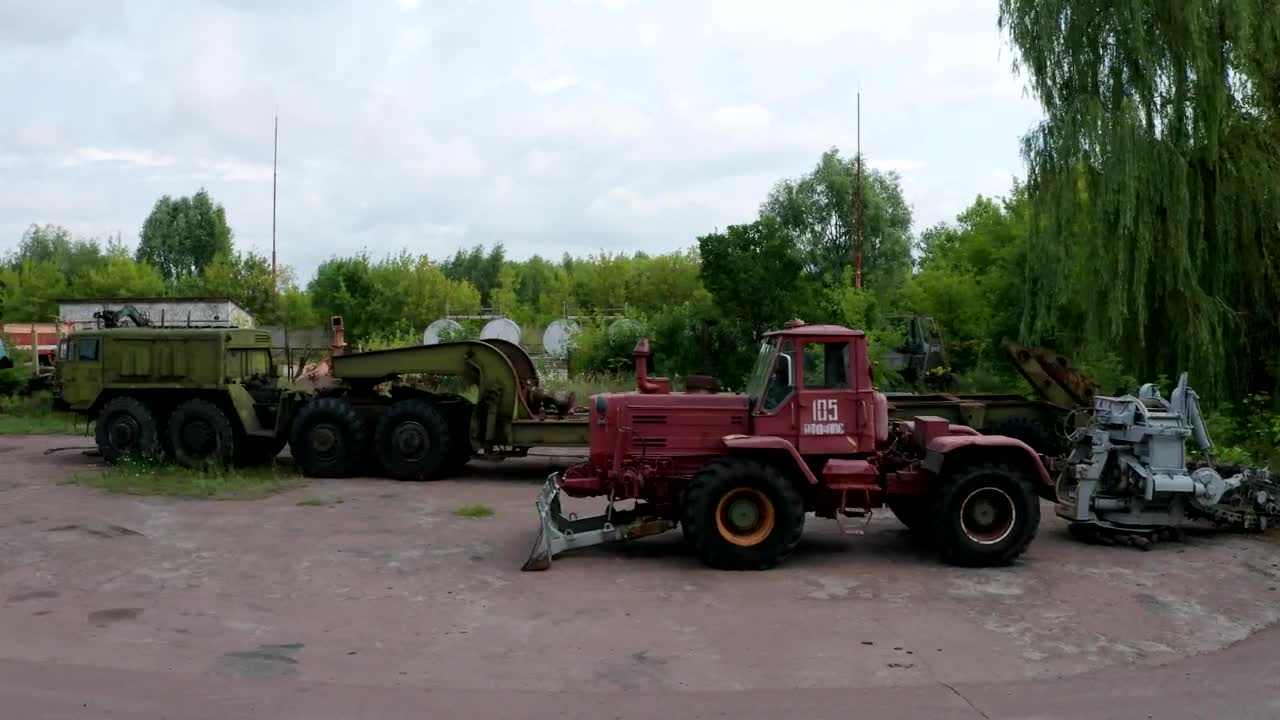 Stock Video Industrial Vehicle Depot Animated Wallpaper