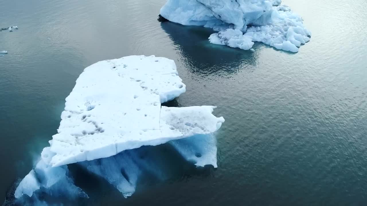 Stock Video Icebergs Floating In The Ocean Animated Wallpaper
