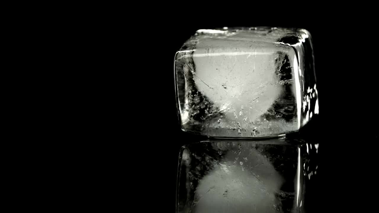 Stock Video Ice Cube Melting Animated Wallpaper