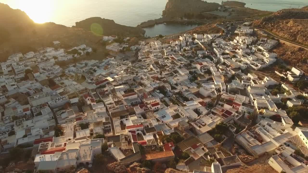 Stock Video Houses Across The Coast Animated Wallpaper