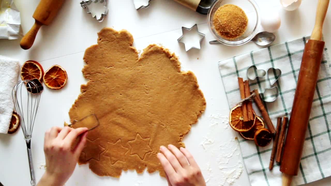 Stock Video Homemade Christmas Figure Cookies Animated Wallpaper