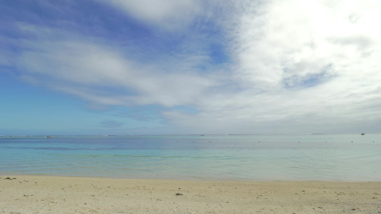 Stock Video Holiday Resort On An Island Animated Wallpaper