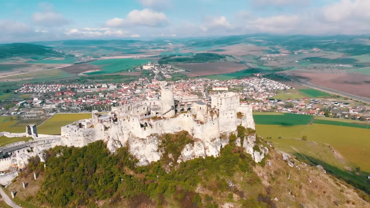Stock Video Historic Castle In The Top Of The Hill In Slovakia Animated Wallpaper