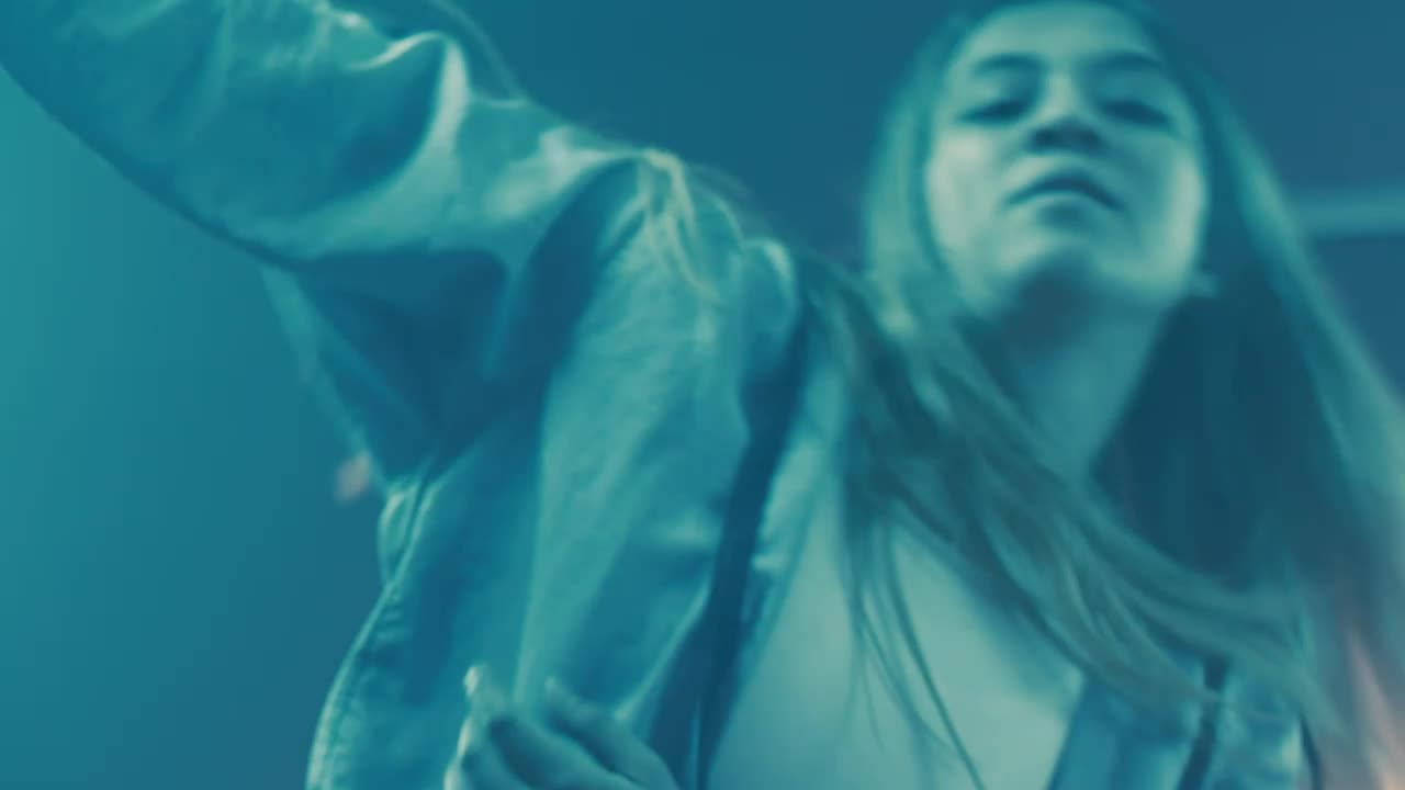 Stock Video Hip Hop Dancer Dancing While Looking At The Camera Animated Wallpaper