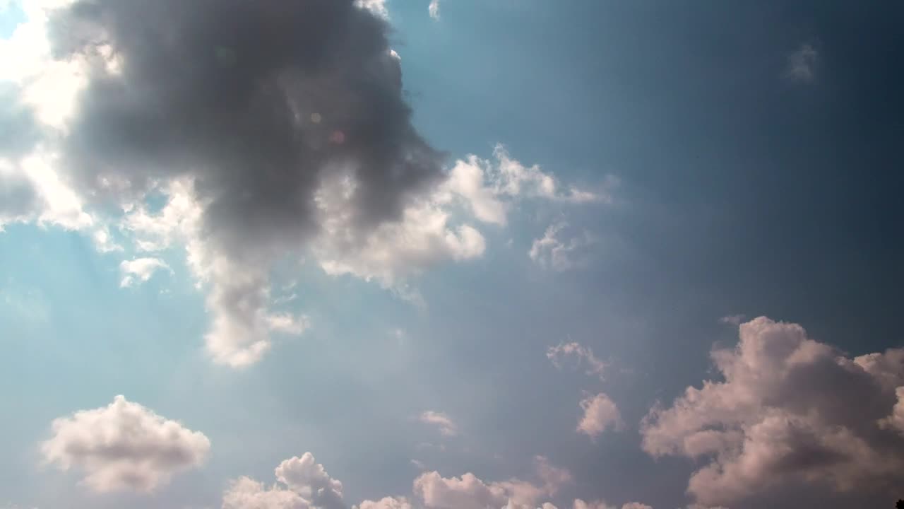 Stock Video Haze And Clouds Animated Wallpaper