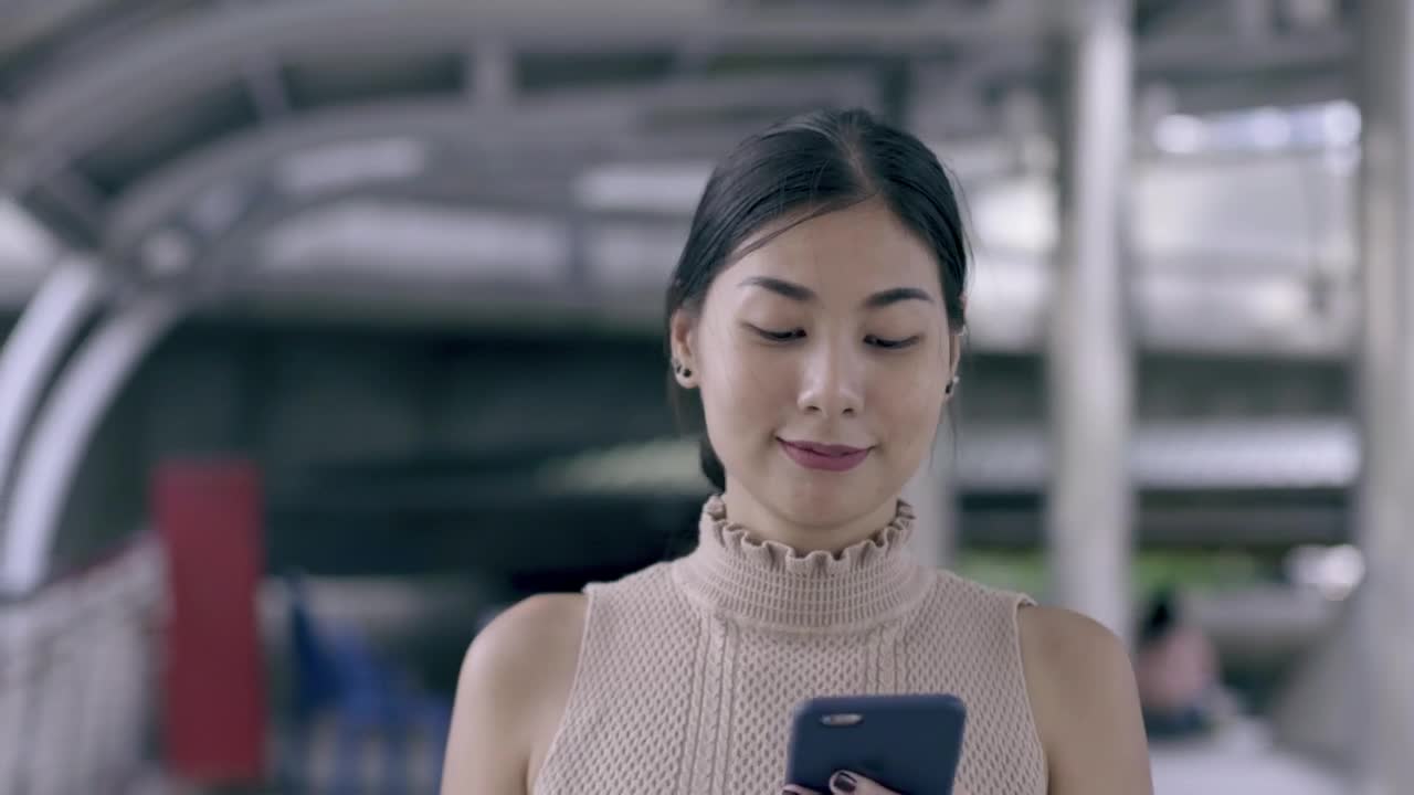 Stock Video Happy Woman After Reading Messages Animated Wallpaper