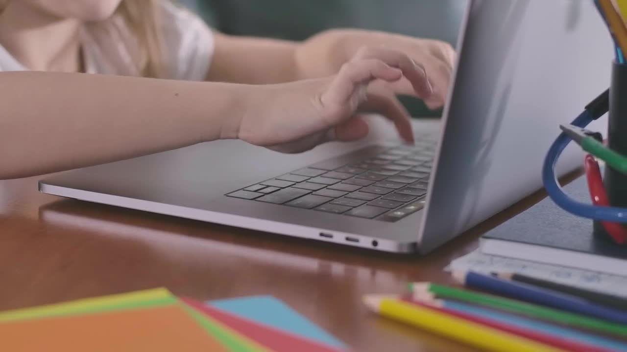 Stock Video Hands Of A Girl Typing A Laptop Animated Wallpaper