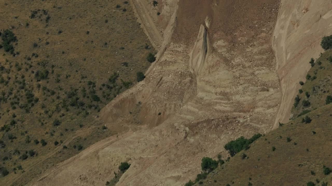 Stock Video Landslide In The Mountain Animated Wallpaper