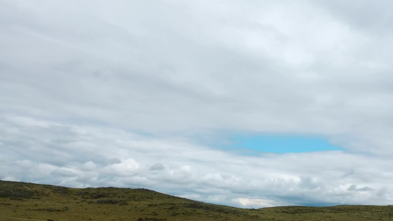 Stock Video Landscape With Clouds In The Countryside Animated Wallpaper