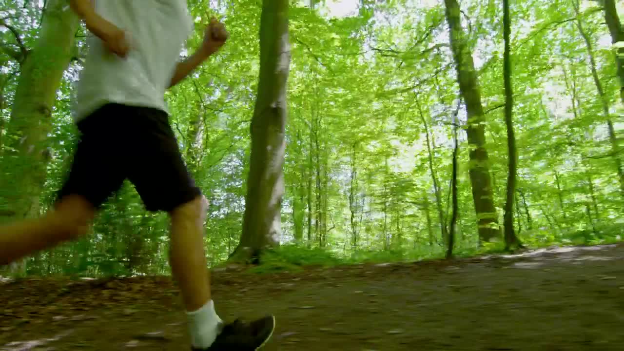 Stock Video Man In Shorts Running Animated Wallpaper