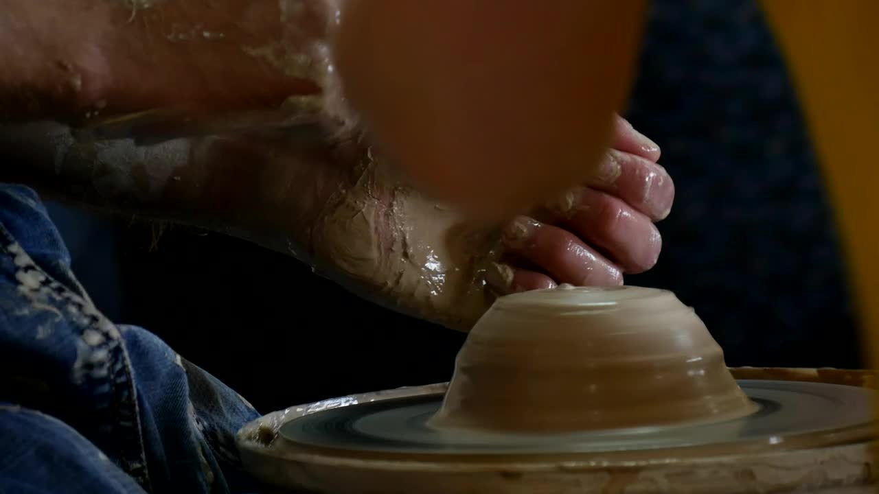 Stock Video Male Hands Working On Wet Clay Animated Wallpaper