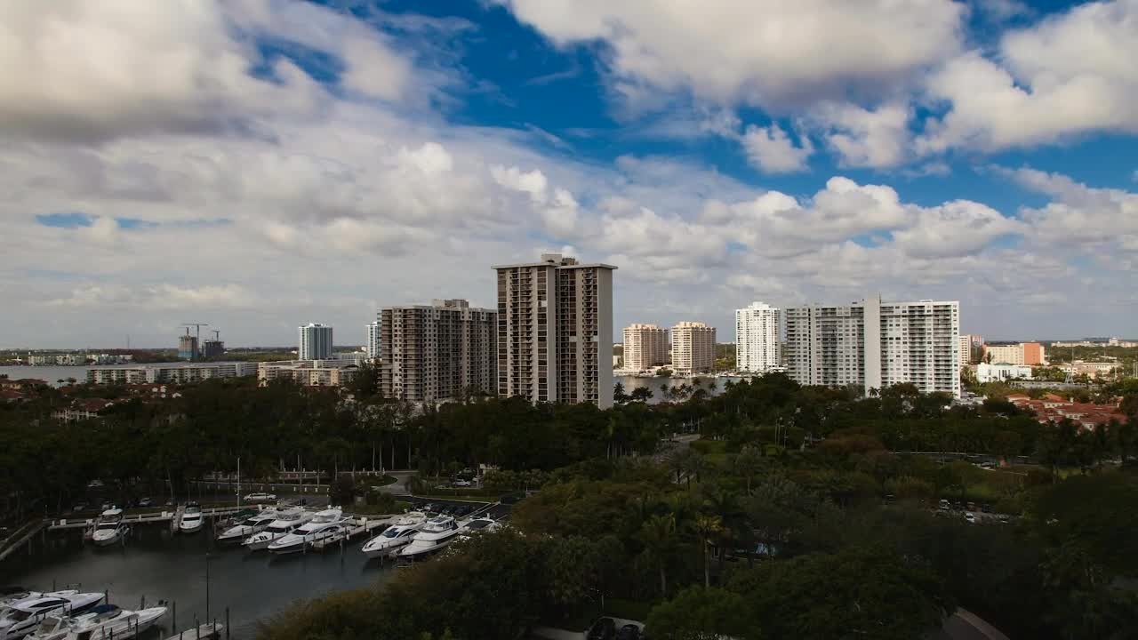 Stock Video Low Clouds Over Miami Animated Wallpaper