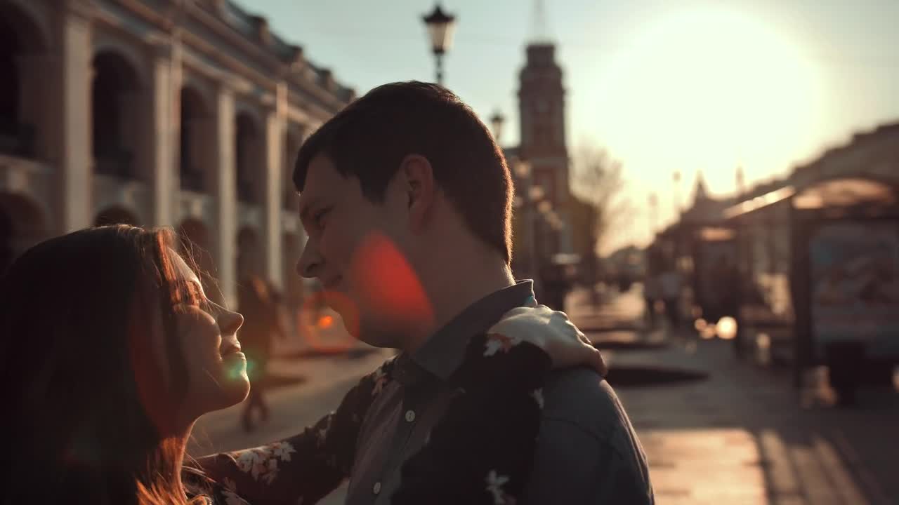 Stock Video Lovers Dancing Romantically At Sunset Animated Wallpaper